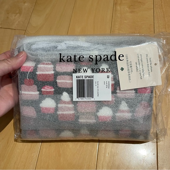 NWT Kate Spade winni mini pastries crossbody - Picture 6 of 8